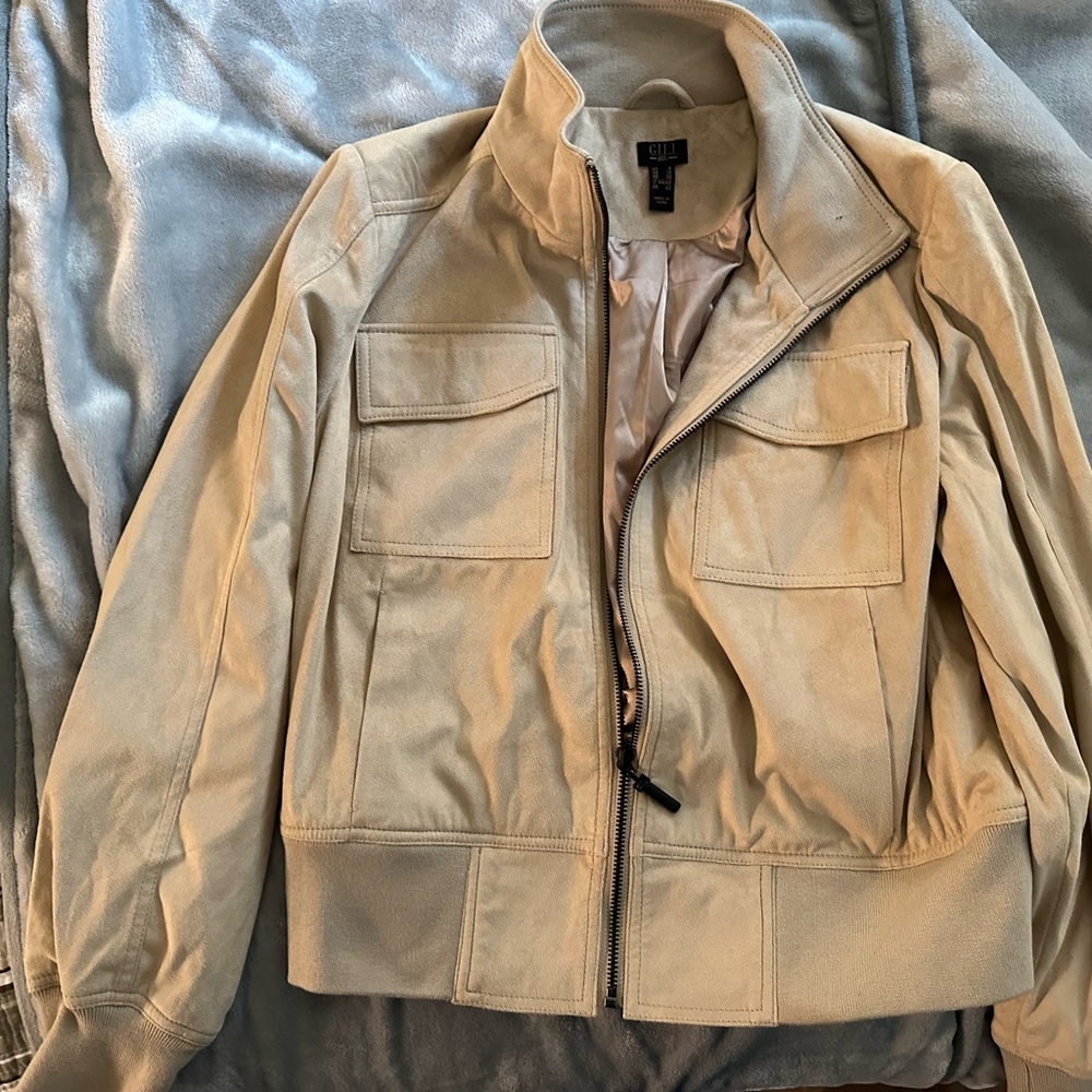 Women’s suede jacket